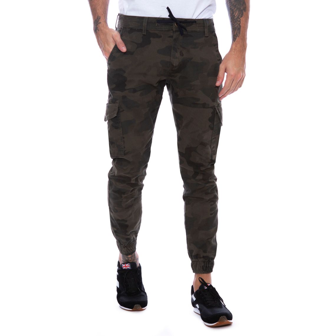 calça sarja masculina com bolso lateral